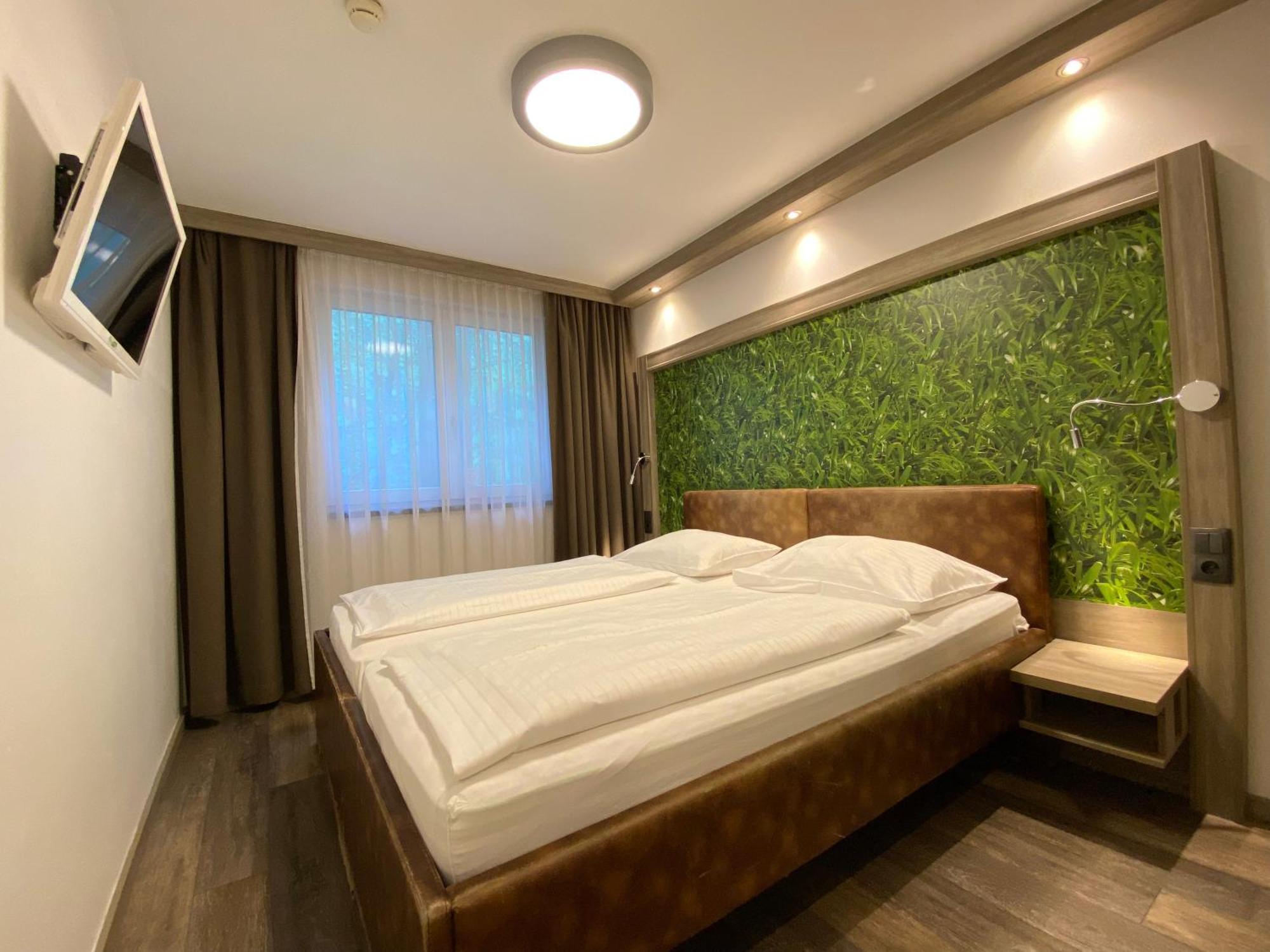 Design & Budget Hotel Wien Schoenbrunn ภายนอก รูปภาพ