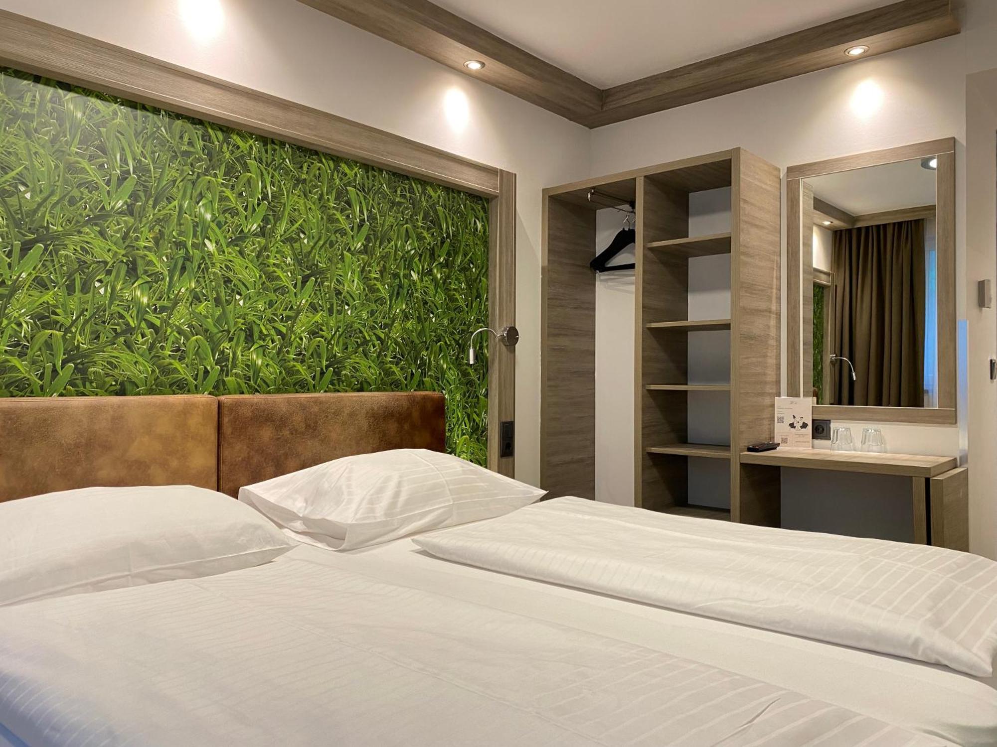 Design & Budget Hotel Wien Schoenbrunn ภายนอก รูปภาพ