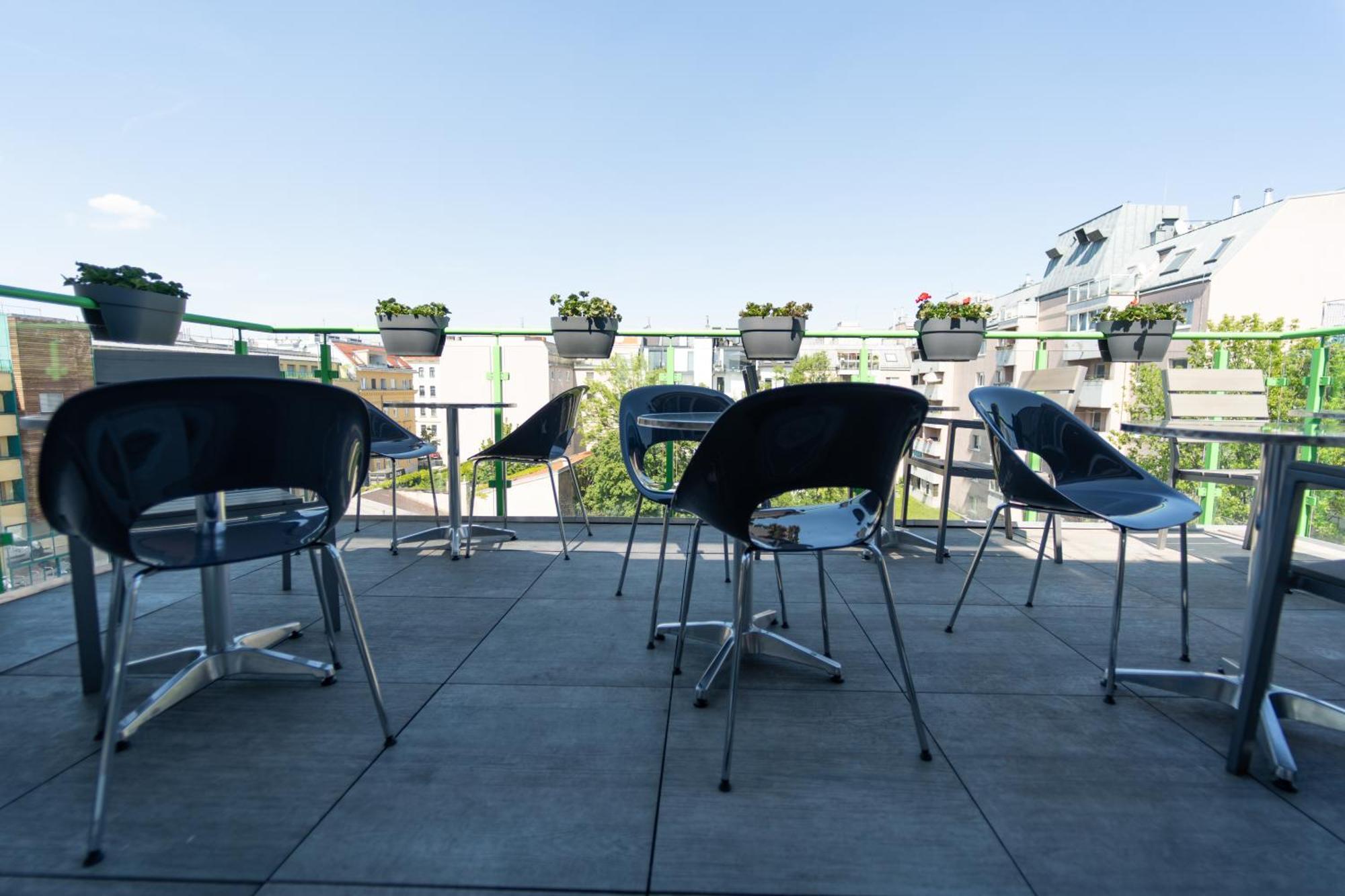 Design & Budget Hotel Wien Schoenbrunn ภายนอก รูปภาพ